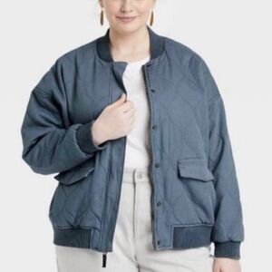 EUC Universal Thread. Blue bomber style jacket XL